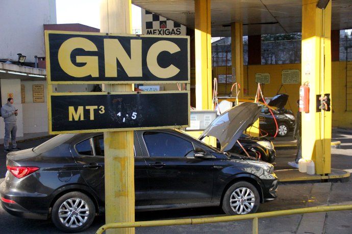 El corte del GNC alcanza solo al gas interrumpible: el 90% de las estaciones en AMBA tiene contratos firmes y seguirá operando con normalidad. El corte del GNC alcanza solo al gas interrumpible: el 90% de las estaciones en AMBA tiene contratos firmes y seguirá operando con normalidad.