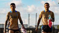 Enzo Fernández pelea el puesto con Alexis Mac Allister, mientras que Leandro Paredes fue confirmado. Lionel Scaloni despejó una de las dudas para el debut ante Canadá.