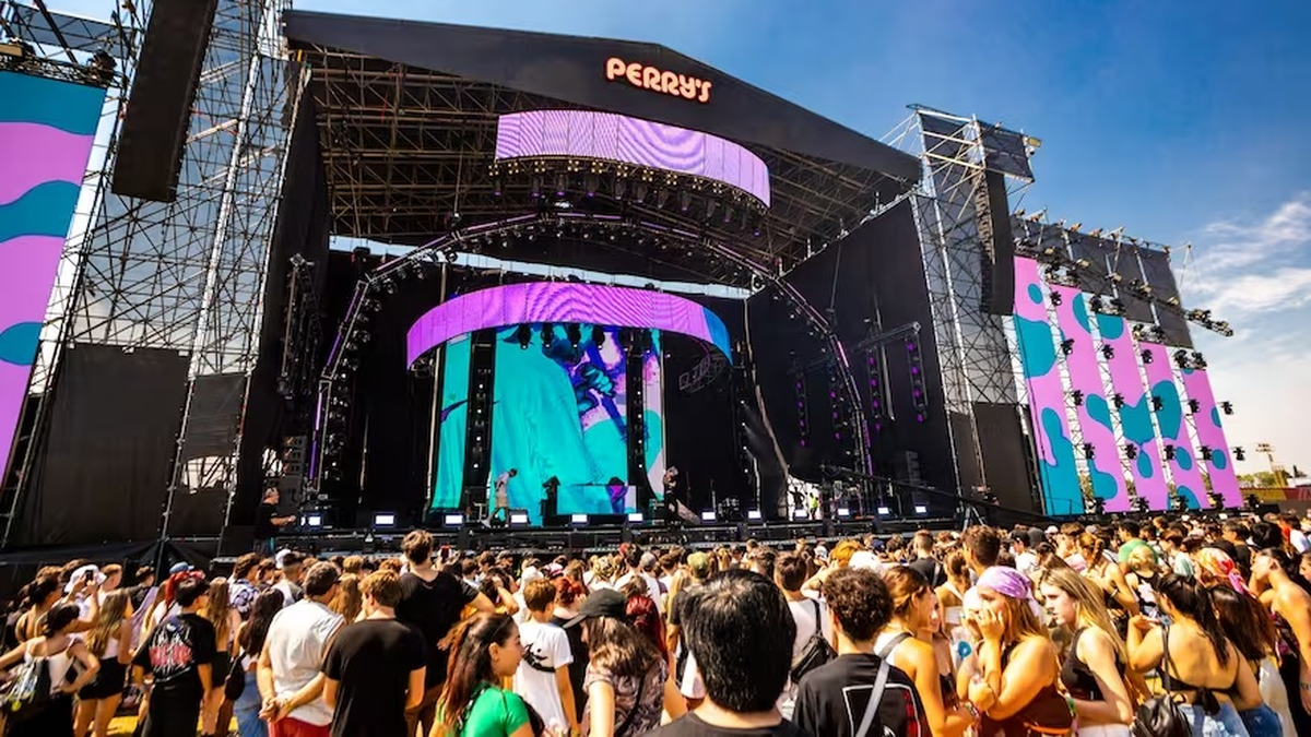 Lollapalooza 2025 cuánto cuestan las entradas si las compro en enero