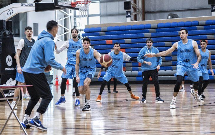 Juntos. La Selección se prepara para una doble fecha eliminatoria: el primer juego es en Canadá, el 25.