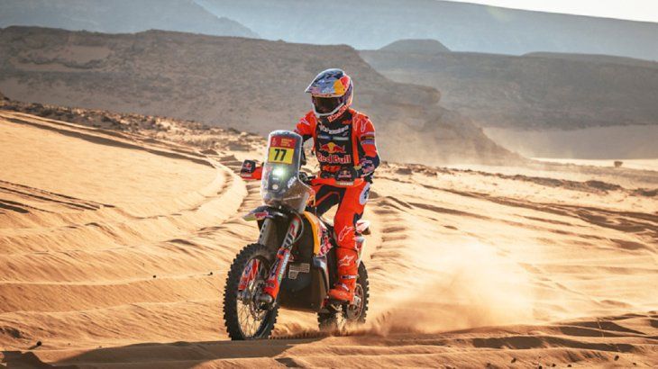 Luciano Benavides se consagró campeón de Dakar. Luciano Benavides se consagró campeón de Dakar.