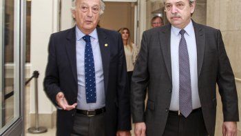 El presidente electo Alberto Fernández y el presidente de la UIA, Miguel Acevedo.