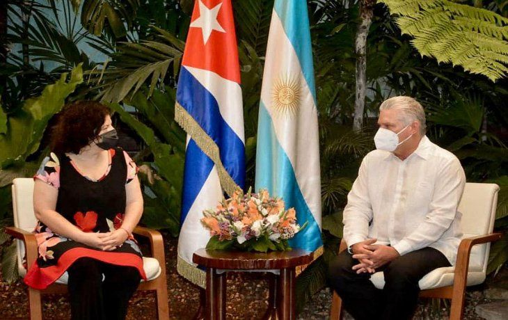 Vizzotti calificó la reunión con Díaz-Canel como “muy productiva”.