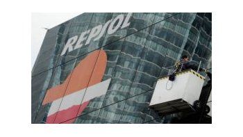 Tras estatización de YPF, ganancia de Repsol bajó 45% en segundo trimestre
