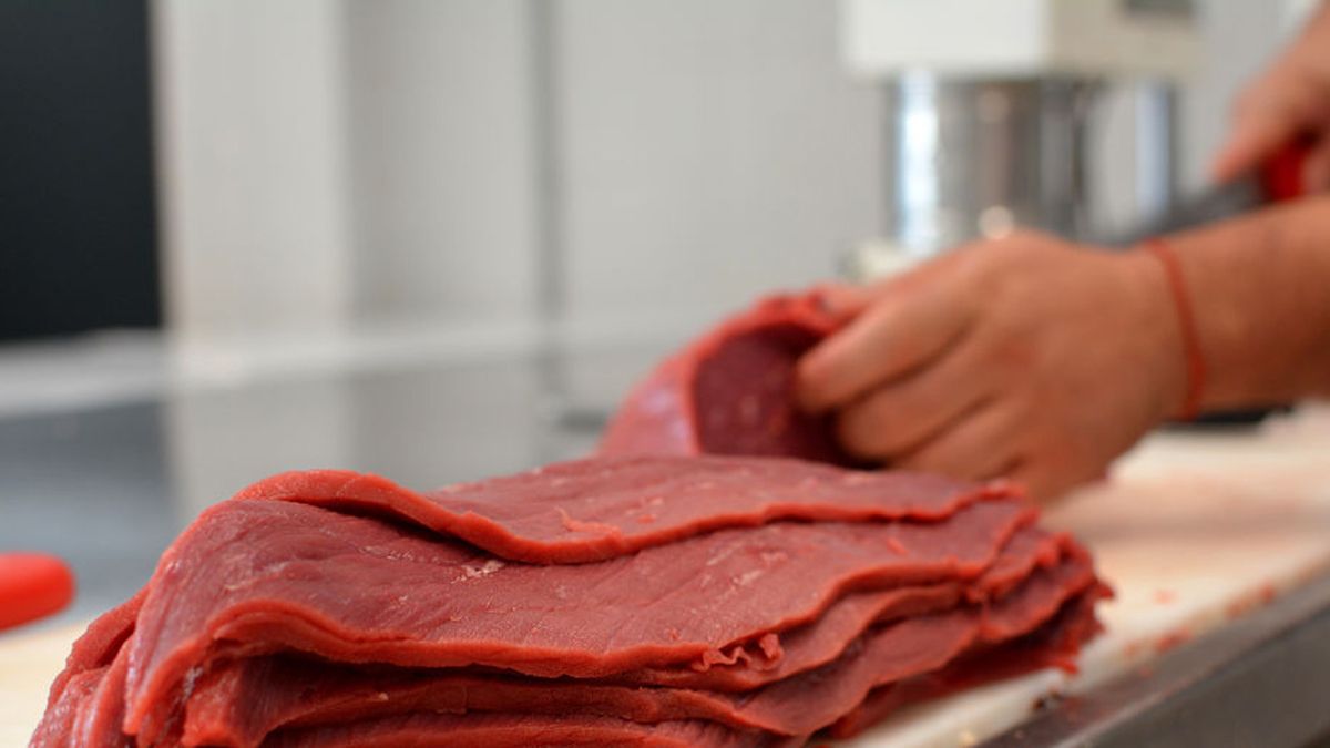 Annual per capita beef consumption fell 23% since 2013