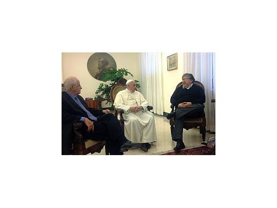 El papa recibió a los dirigentes kirchneristas Jorge Taiana y Fernando Chino Navarro.