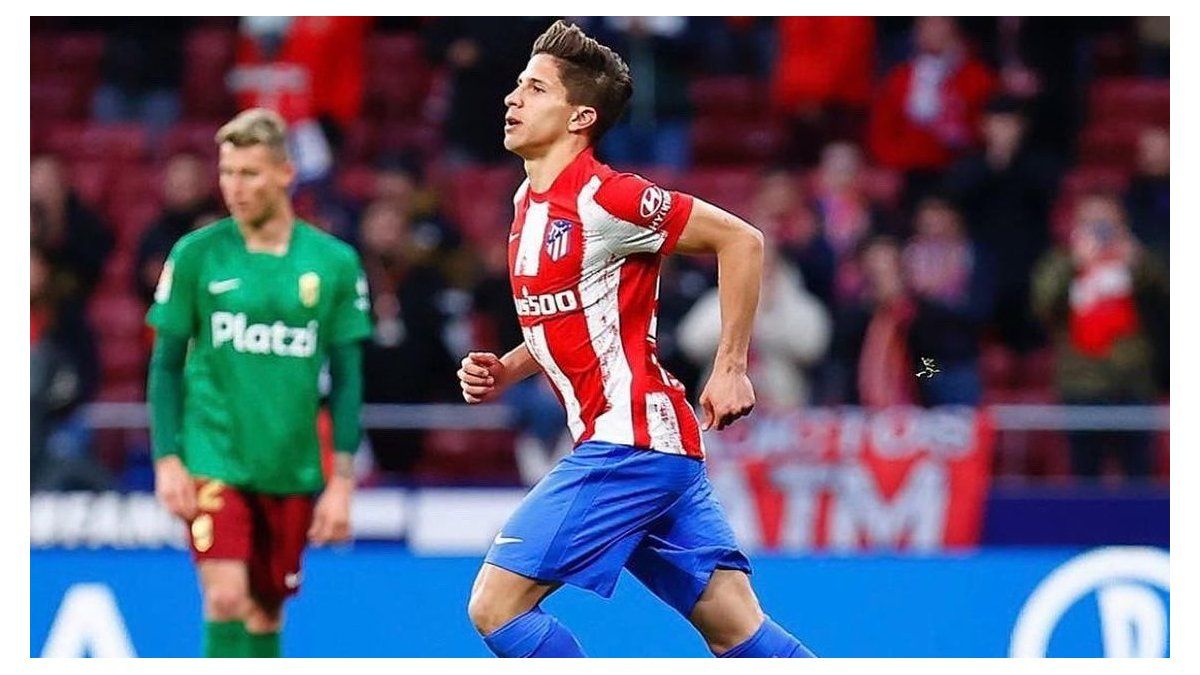 Simeone made his son debut at Atlético de Madrid Simeone made his son debut at Atlético de Madrid