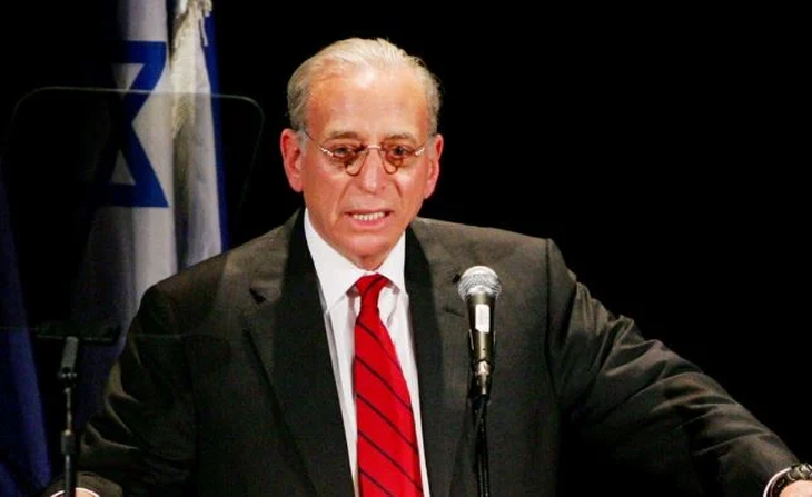 El recorrido de un empresario que pasó por trabajos comunes antes de amasar millones y entrar en la élite corporativa. El recorrido de un empresario que pasó por trabajos comunes antes de amasar millones y entrar en la élite corporativa.