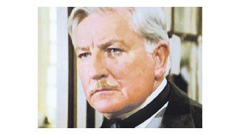 T.P. Mackenna, fallecido el domingo a los 81 años, se destacó en series como «Los vengadores» y «El santo» y en films como «Perros de paja» de Sam Peckinpah.