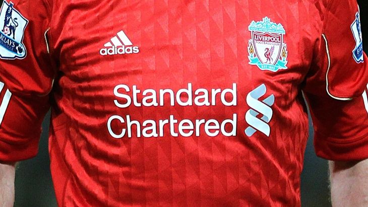 Liverpool tiene pensado cambiar de marca para su equipamiento deportivo en 2025. Dejaría Nike y volvería a Adidas. Liverpool tiene pensado cambiar de marca para su equipamiento deportivo en 2025. Dejaría Nike y volvería a Adidas.