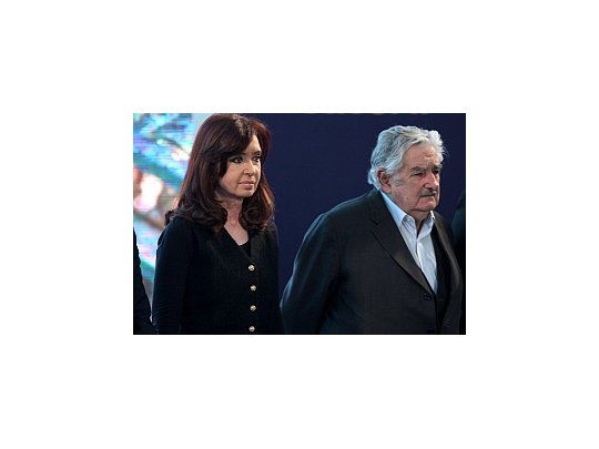 Cristina, junto a Mujica.