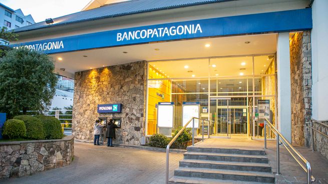 Banco Patagonia cotiza alrededor de 1,3x valor libro.