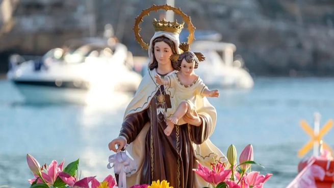 Virgen del Carmen, patrona del mar y los marineros.