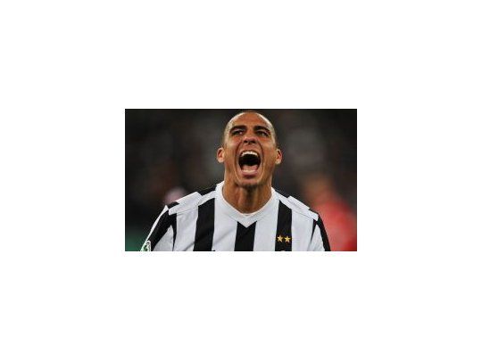 El grito sagrado. David Trezeguet quiere cumplir su sueño de hincha y jugar en River.