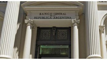 BCRA paga deuda por u$s 5.000 M a bancos y acuerda otro crédito por u$s 1.000 M