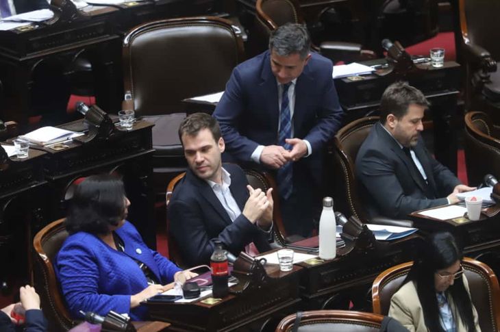 Bornoroni intentó frenar la votación de Financiamiento Universitario. Bornoroni intentó frenar la votación de Financiamiento Universitario.