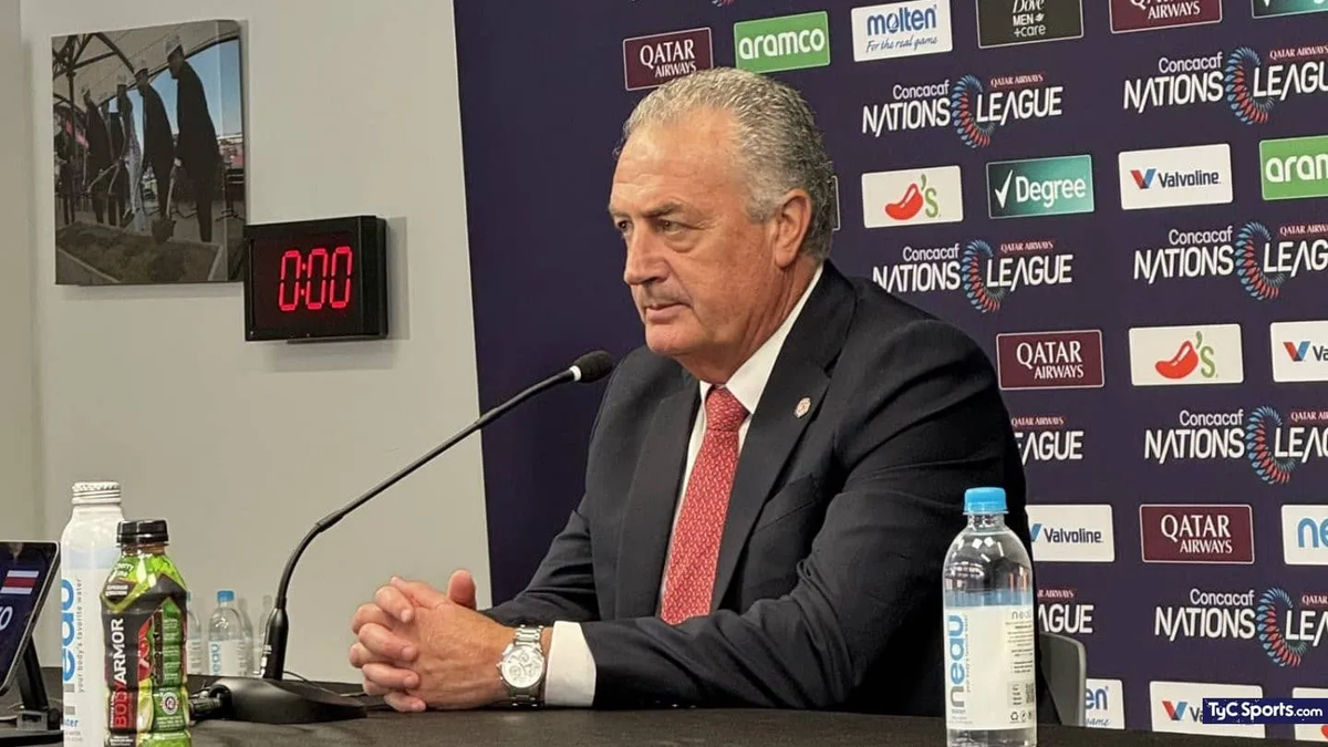 Gustavo Alfaro: “Playing against Argentina is a test to learn”