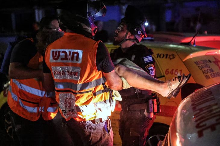 The attacks between Israel and Iran have already caused more than 240 deaths. The attacks between Israel and Iran have already caused more than 240 deaths.