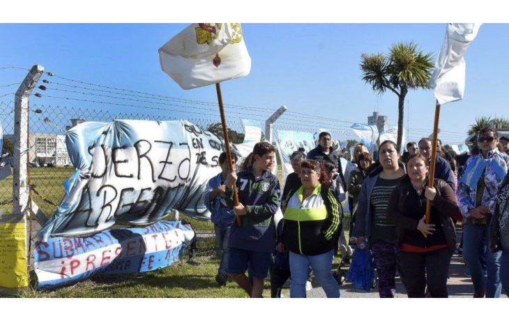 Los parientes lo solicitarán en el marco de la causa que investiga la desaparición del submarino en la Justicia Federal de Caleta Olivia