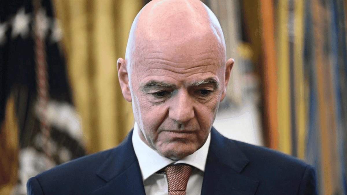 Siguen lloviendo las críticas contra Gianni Infantino y su proyecto de reelección en la FIFA se complica cada vez más
