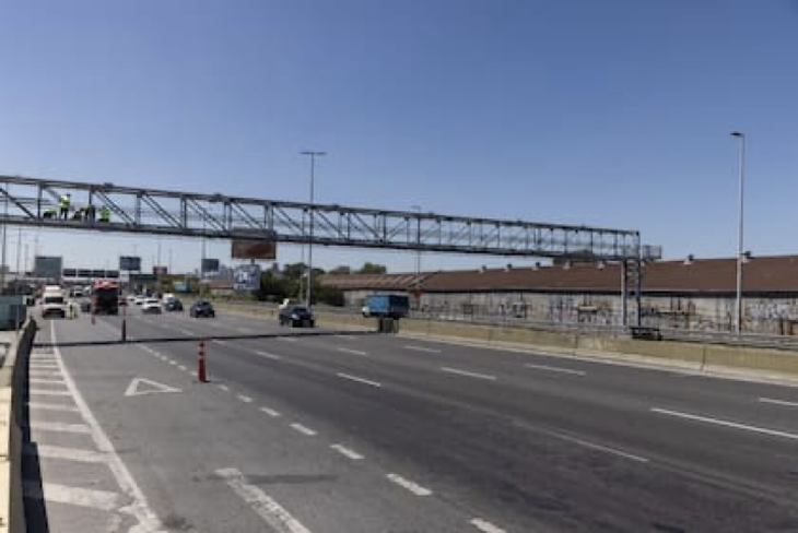 (Imagen de un pórtico de cobro de peaje de CABA). (Imagen de un pórtico de cobro de peaje de CABA).