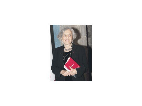 Elena Poniatowska, autora de «Leonora», definió a Leonora Carrington como «una mujer muy generosa y apasionada».