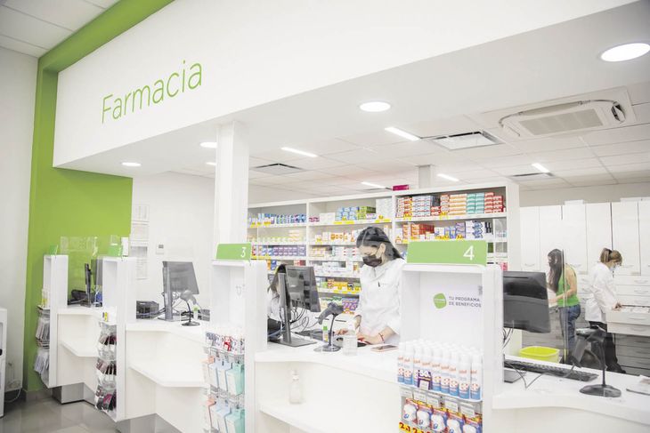 formato. Las farmacias llevan los colores que identifican a Farmacity. formato. Las farmacias llevan los colores que identifican a Farmacity.