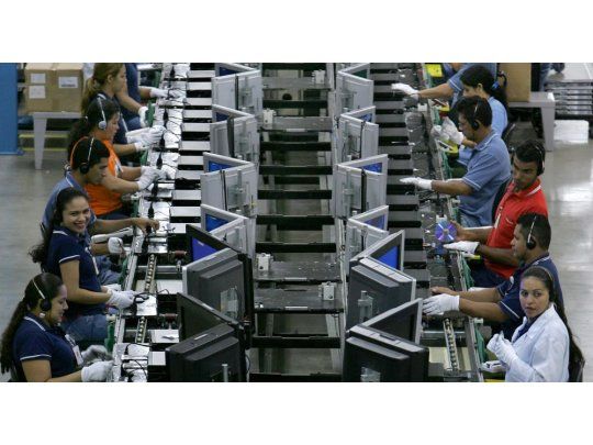Julio registró la peor contracción de la economía en casi 14 años: -5,9%
