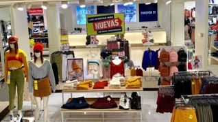 Forever 21 en bancarrota en EEUU, pero más viva que nunca en México. Forever 21 en bancarrota en EEUU, pero más viva que nunca en México.