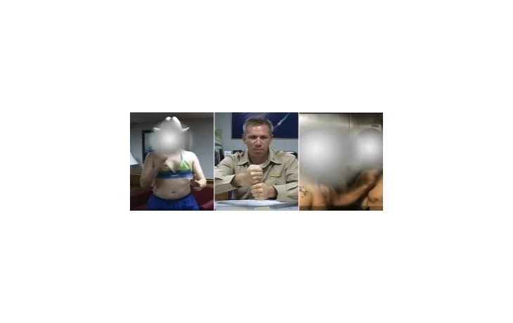 Los videos están repletos de insinuaciones sexuales y algunos contienen expresiones contra los homosexuales.