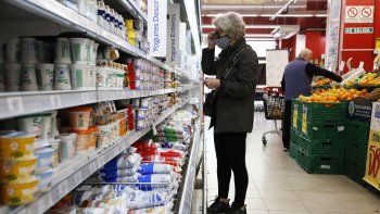 senalan fuerte alza del consumo en la previa del congelamiento de precios