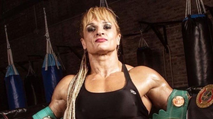 Alejandra Locomotora Oliveras logró comunicarse con sus hijos para pedirles ayuda. Hoy su pronóstico es reservado. 