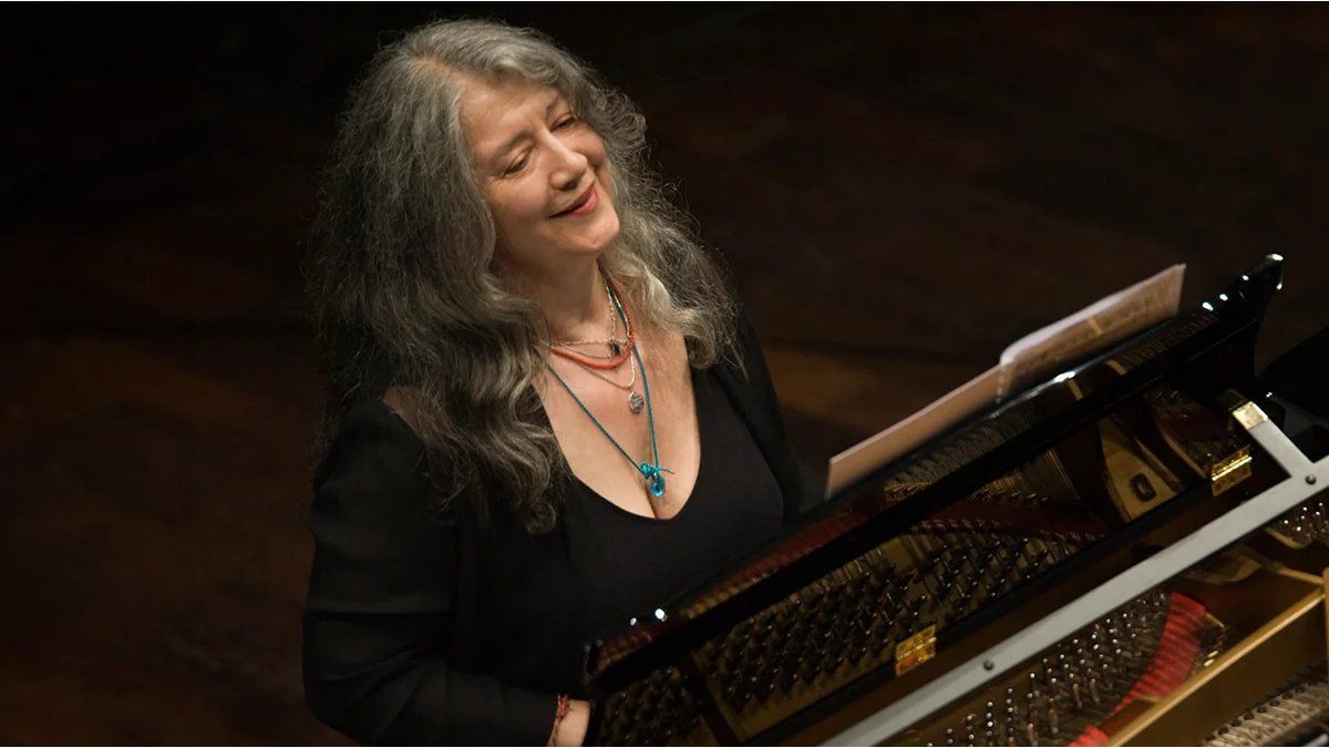 Martha Argerich warned about the interruption of musical scholarships by the Government