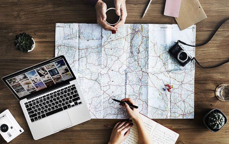 dolar turista: los pasajes aereos todavia no pagan la sobretasa del 30%