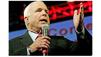 Dichos de McCain desatan debate en EEUU: ¿es positivo o negativo que un presidente sea “analfabeto” de la web?