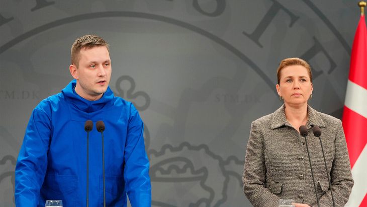 Jens-Frederik Nielsen y Mette Frederiksen, primeros ministros de Groenlandia y Dinamarca respectivamente. Jens-Frederik Nielsen y Mette Frederiksen, primeros ministros de Groenlandia y Dinamarca respectivamente.