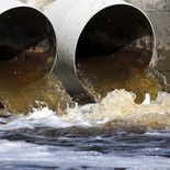 Castigo a aguas residuales en ríos. Castigo a aguas residuales en ríos.