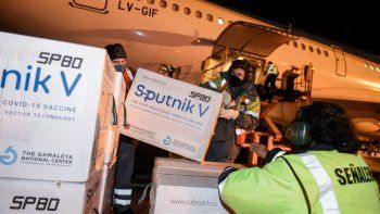 tras el reclamo de la argentina, rusia promete resolver las demoras en la entrega de sputnik v