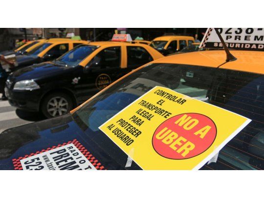 Legislatura aprobó ley con sanciones para choferes de Uber: multas de hasta $ 200 mil y quite de registro