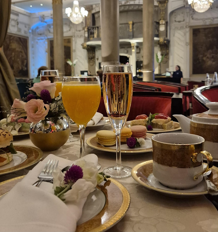 Savoy Hotel will offer a special brunch. Savoy Hotel will offer a special brunch.