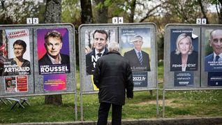 Afiches de los candidatos a la Presidencia francesa.