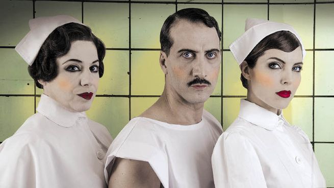 Elsa Tiro. Alejandra Radano, Luciano Cáceres y Josefina Scaglione en la obra de Gonzalo Demaría.