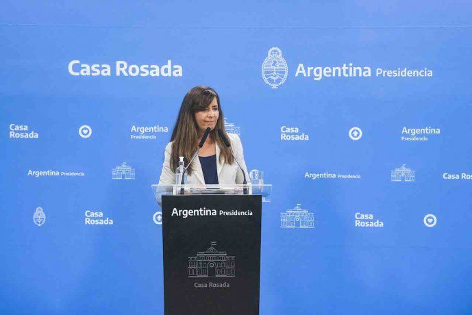 La portavoz de Gobierno, Gabriela Cerruti, descartó la posibilidad de implementar un bono de fin de año para jubilados y jubiladas.
