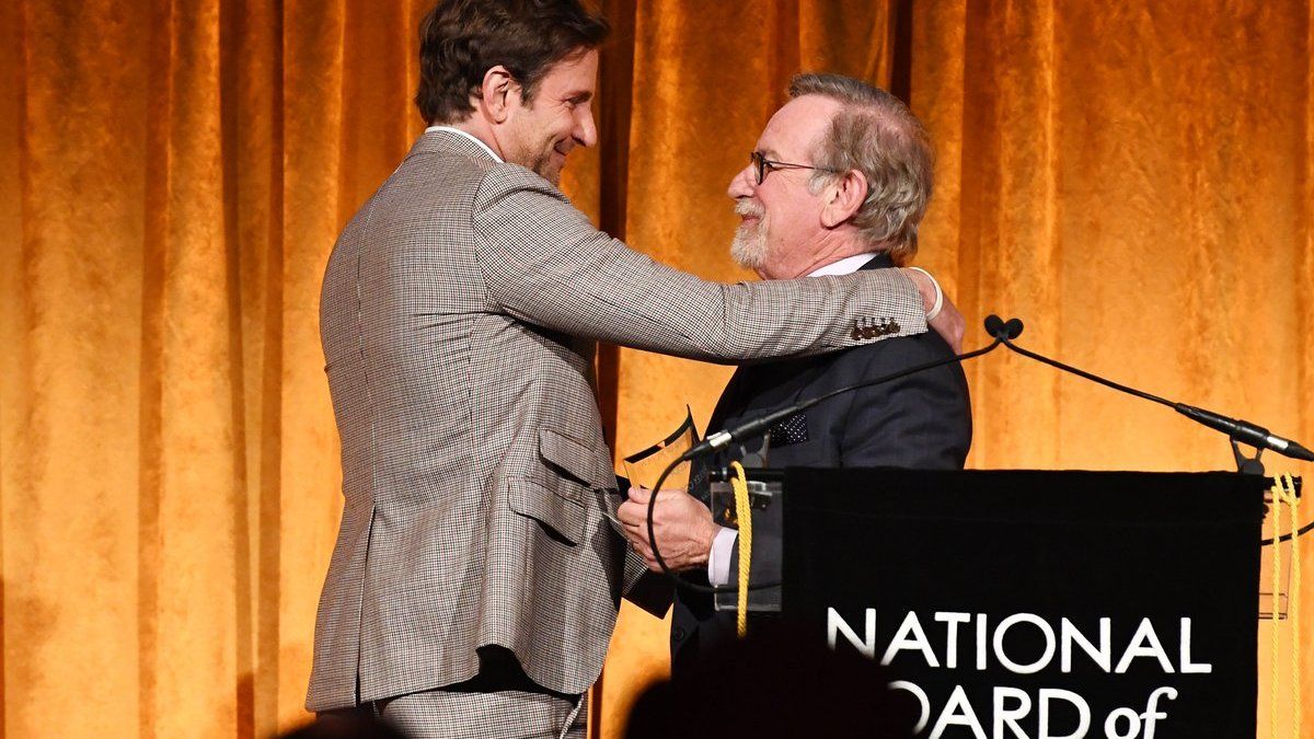 Bradley Cooper protagonizará una película de Steven Spielberg
