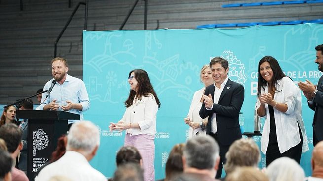 El intendente de Lomas de Zamora prometió “continuar trabajando con Axel en cada una de las áreas de gobierno para cuidar nuestra Casa Común.