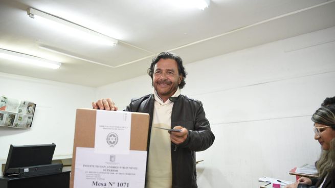 El gobernador Gustavo Sáenz.