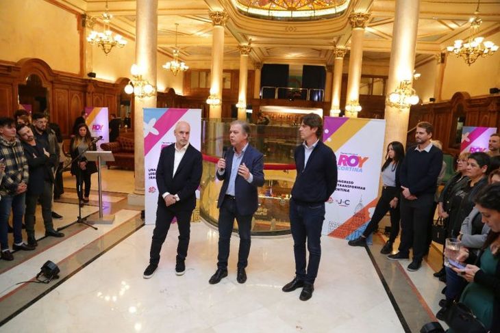 Roy Cortina consideró que el Socialismo debe sumarse