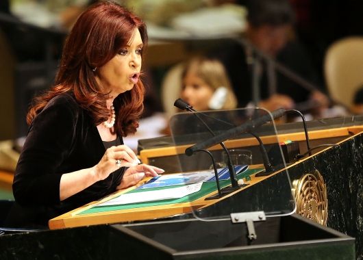 Dura réplica de Cristina al FMI: Argentina no aceptará presiones ni amenazas (foto 2)