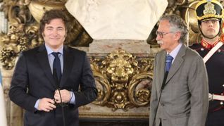 El Presidente y el ministro de Salud, en el foco de los cuestionamientos de parte de las organizaciones y familiares de discapacitados. El Presidente y el ministro de Salud, en el foco de los cuestionamientos de parte de las organizaciones y familiares de discapacitados.