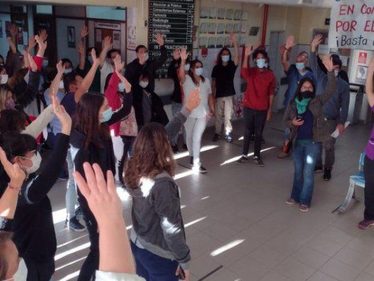 Asamblea. Autoconvocados rechazaron la propuesta elevada el domingo. Ahora deberán analizar la nueva.